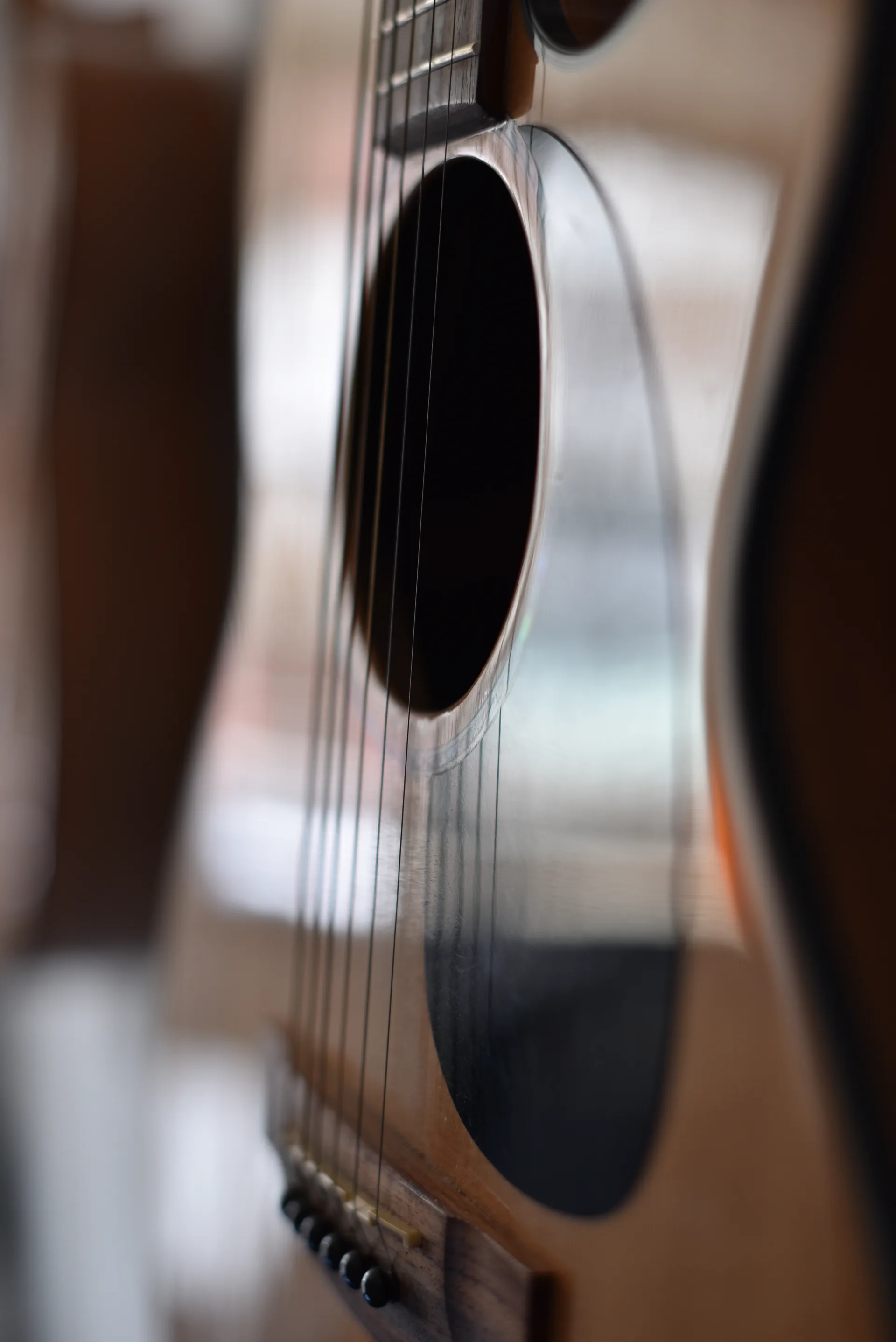 Guitar-001