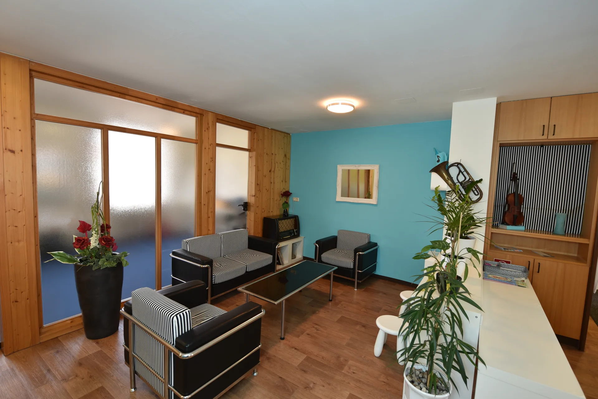 MainArea_001